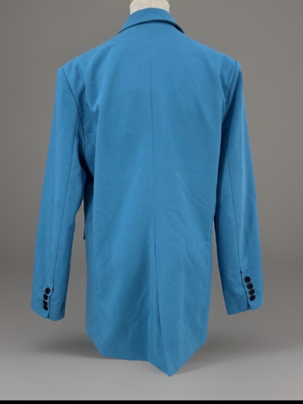 Deluc Women's Single-Button Notch Lapel Blazer in Sky Blue - Picture 3 of 9